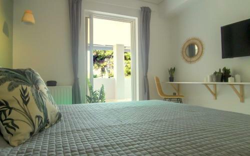 Villa Augustinos Silver - Sea Side Luxury Apartments