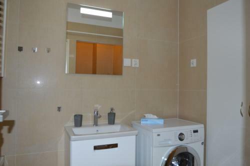 Apartament Pod Filarami