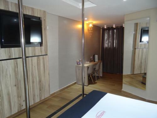 Hotel Motel Ex�tico Prime