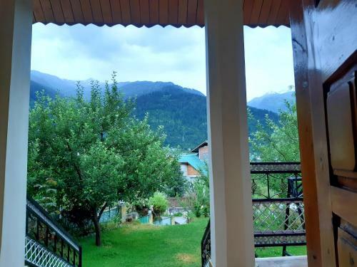 Mountain View Wooden Villa