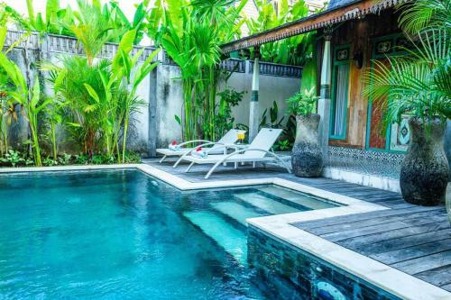 Villa Romantic Balinese Gem, Walk To Beach