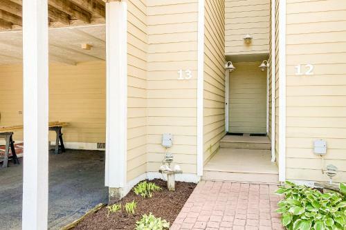 Admiral's Bridge - 40142 N Carolina Ave #13
