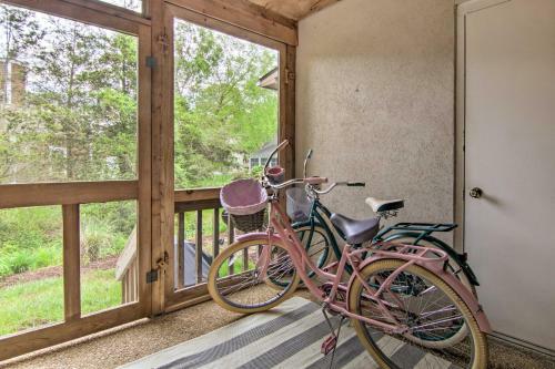 Family Townhome With Pool Access 1 Mi To Beach