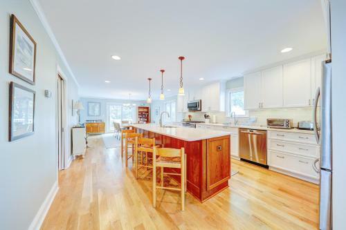 Sea Del -- 40164 Sugar Hill