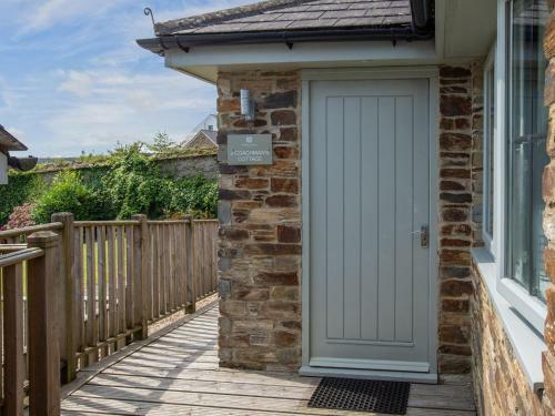 2 Coachman's Cottage