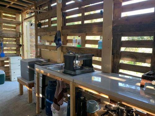 Pelekas Olive Grove Glamping Oasis No4