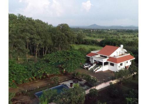 Villa Farm Feels 4bhk