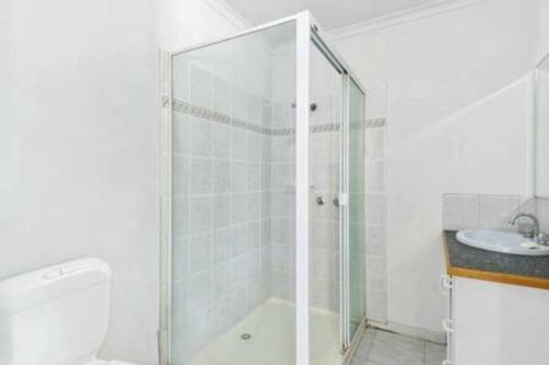 Enormous Torquay Beach Lodge - 3 Mins To Beach