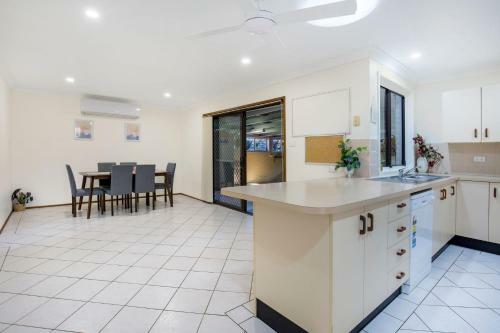 Roulstone Crescent 59
