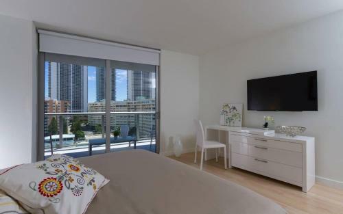 Apartamento Beachwalk Resort - Luxurious & Spacious 3/3 Condo