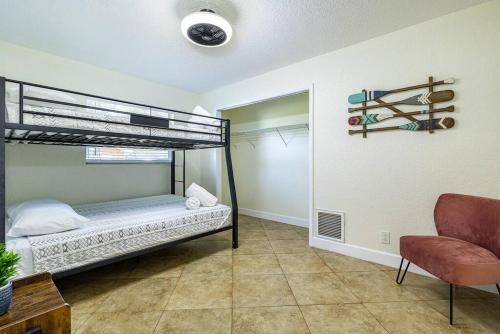 Spacious Pool Home With Putting Green, Sleeps 18!!