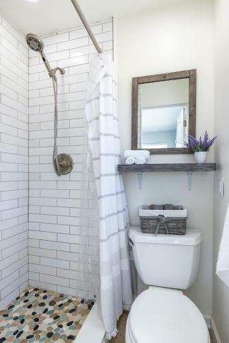 Beautiful Pool Home Minutes Away From Indian Rocks Beach!!