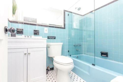 Apartamento Bright Garden Getaway - W/ Private Patio & Parking