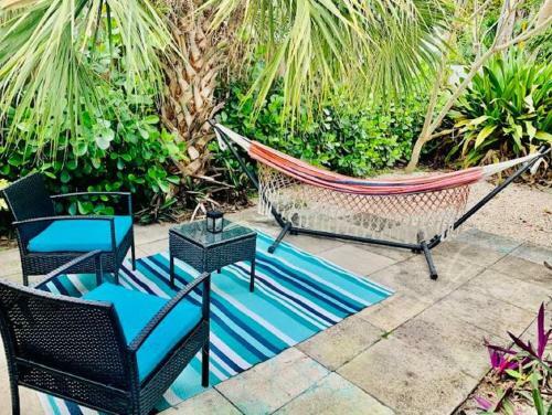 Apartamento Modern Garden Getaway W/ Parking & Patio