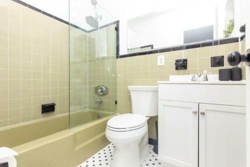 Apartamento Modern Garden Getaway W/ Parking & Patio