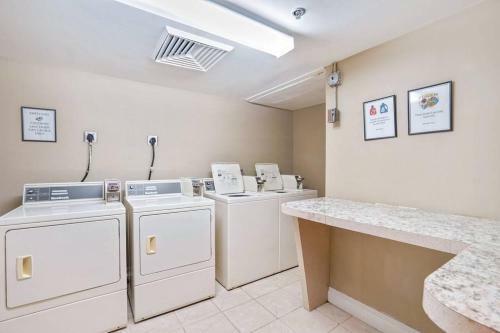 Apartamento Hilton Doubletree-luxury Suite 2 Queen Beds Up To 6 Guests