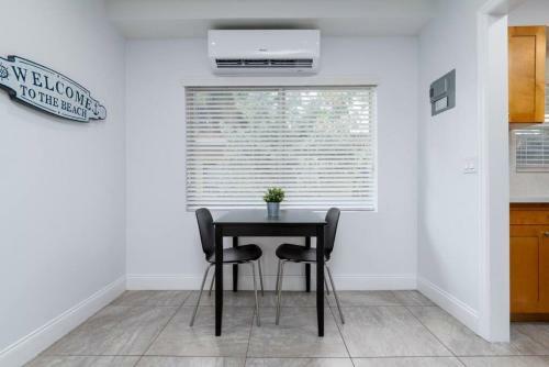 Apartamento Bayshore Breeze 7 - King Bed, Kitchen, Parking