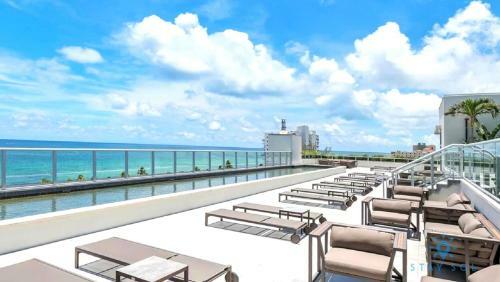 Posada 5 Beachfront Resort Rooftop Pool Hollywood Beach Broadwalk
