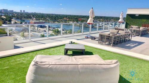 Posada 5 Beachfront Resort Rooftop Pool Hollywood Beach Broadwalk