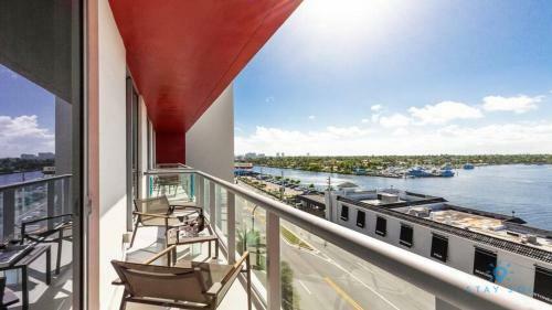 5 Beach Resort Apt W Front Bay View Terrace Up To 6 Pool