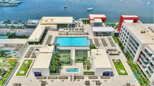 5 Rooftop Pool Balcony With Ocean View Hollywood Beach Broadwalk