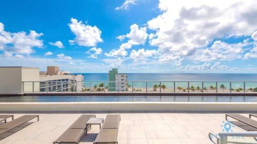 Posada Beachfront Resort Infinity Edge Swimming Pool Hot Tub