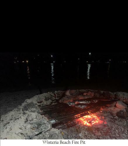 Hotel 46 Ft Bavaria Sailboat
