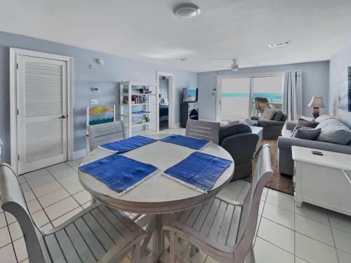 Crystal Dunes 204 By Destin Getaways