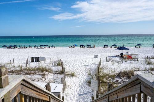 Crystal Dunes 204 By Destin Getaways