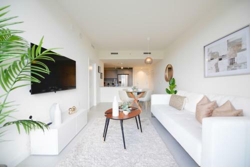 Apartamento Cozy 1-1 Br Steps From Downtown Doral Park