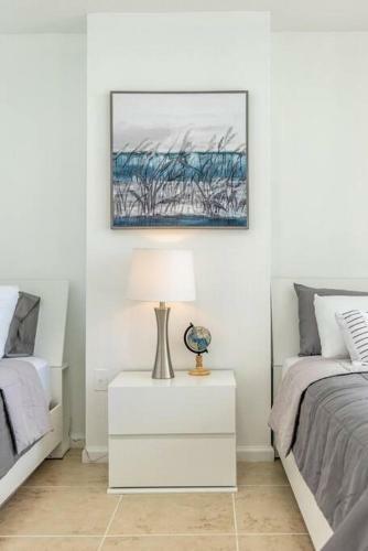 Beautiful 3 Bedroom Apartment In Brickell Miami