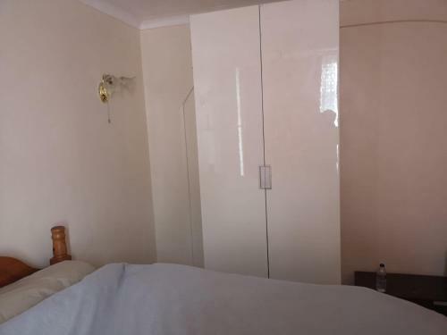 Lovely Double Bedroom @edmonton