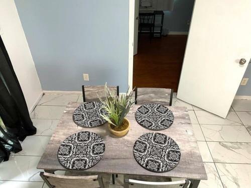 Luxurious Hidden Oasis 4bd Near Downtown Albany, Ga