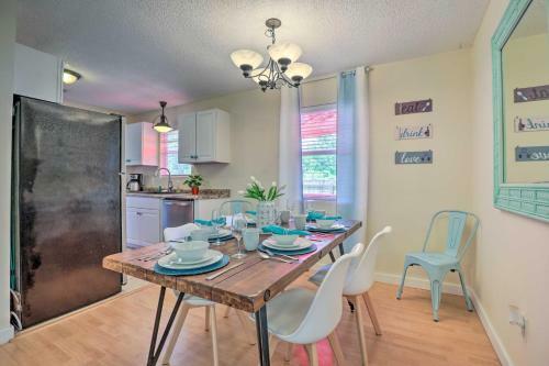 Bright St Augustine Cottage About 3 Mi To Beach!
