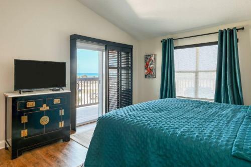 Butler Beach Bungalow