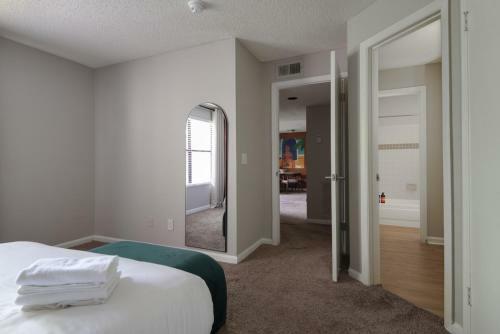 Wanderjaunt - Grande Oasis Luxury Apartments