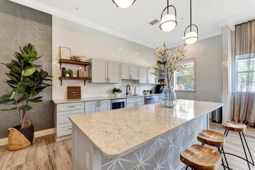 Wanderjaunt - Camden Visconti Apartments