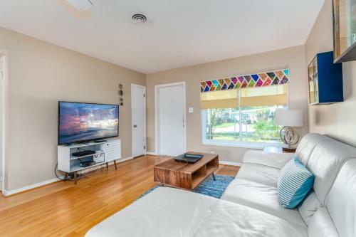 Classic Modern Home In Tampa
