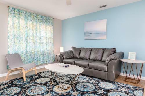 Charming Cozy Cottage In South Tampa