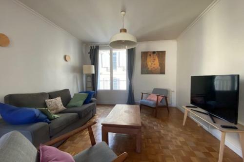 Apartamento Nice And Spacious Apt In The Center Of Caen!
