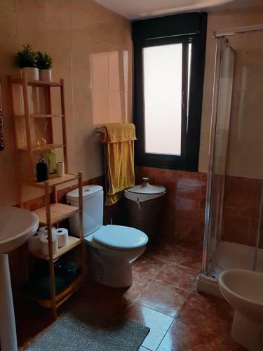 Apartamento El �eru. En Zona Verde Y Junto Al Mar.