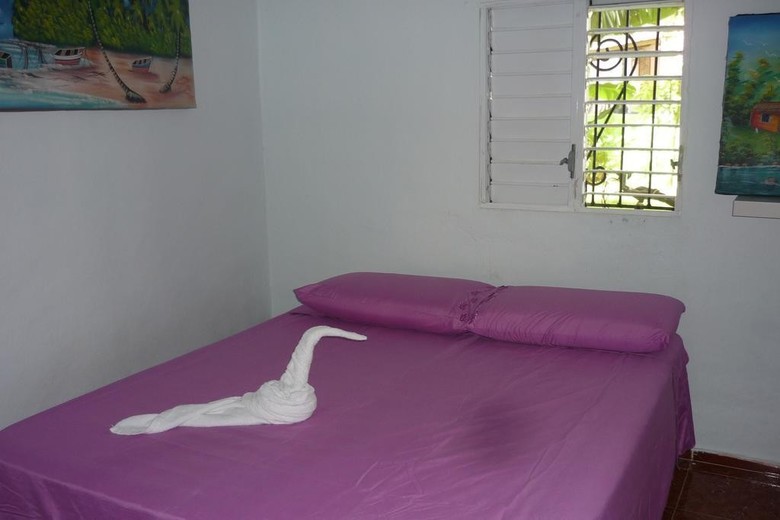 Bed & Breakfast Caba�a Tipica Maura