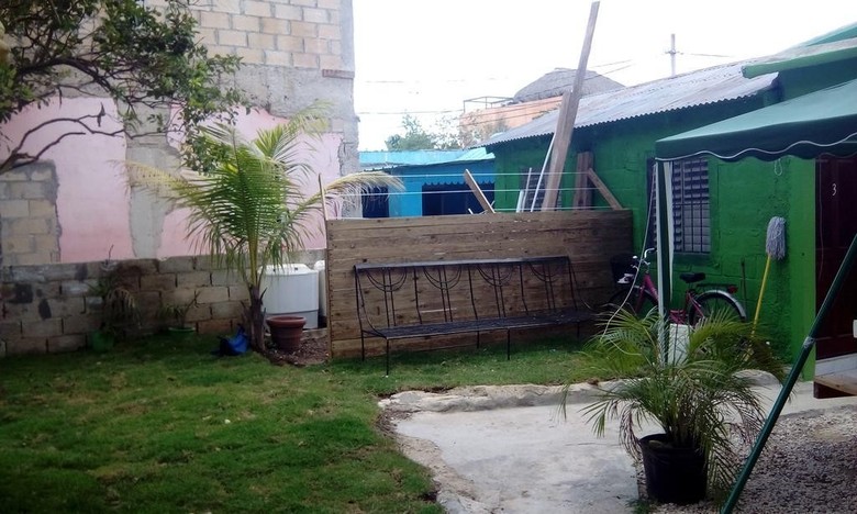 Bed & Breakfast Caba�a Tipica Maura