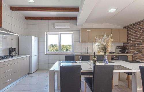 Holiday Home Pavicini 46