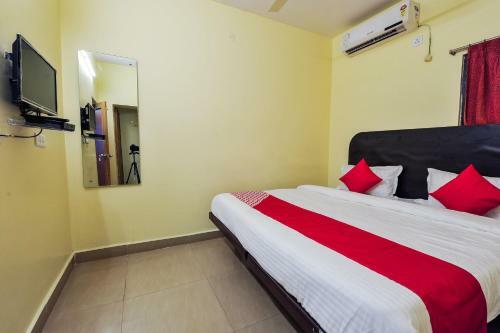 Oyo Flagship 23477 Hotel Orange