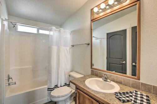 Tranquil Indigo Getaway Less Than 3 Mi To Hot Pools!