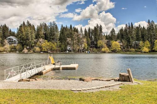 Family-friendly Twin Lakes Home With Boat Dock!