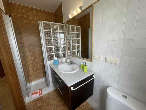 Casa Vacacional Beo Malpica de Berganti�os