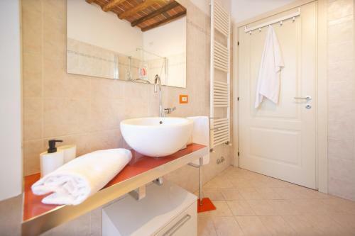Serena Apartment, Cosy Close Center Town
