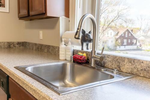 Apartamento Sleep 16 5br 4ba 9bed The Swepson Bungalow